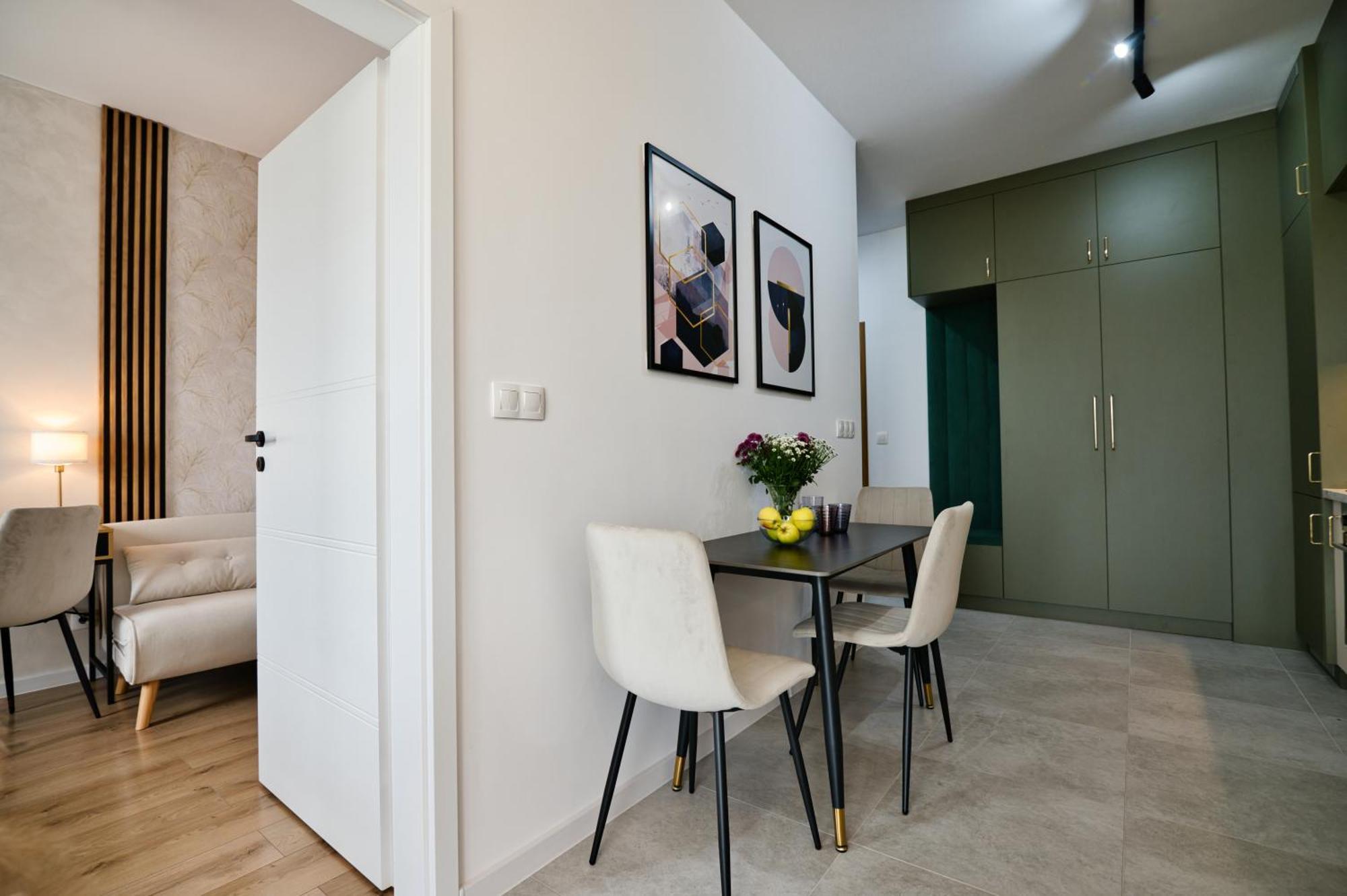 Apartment Sunset 79 By Housine *